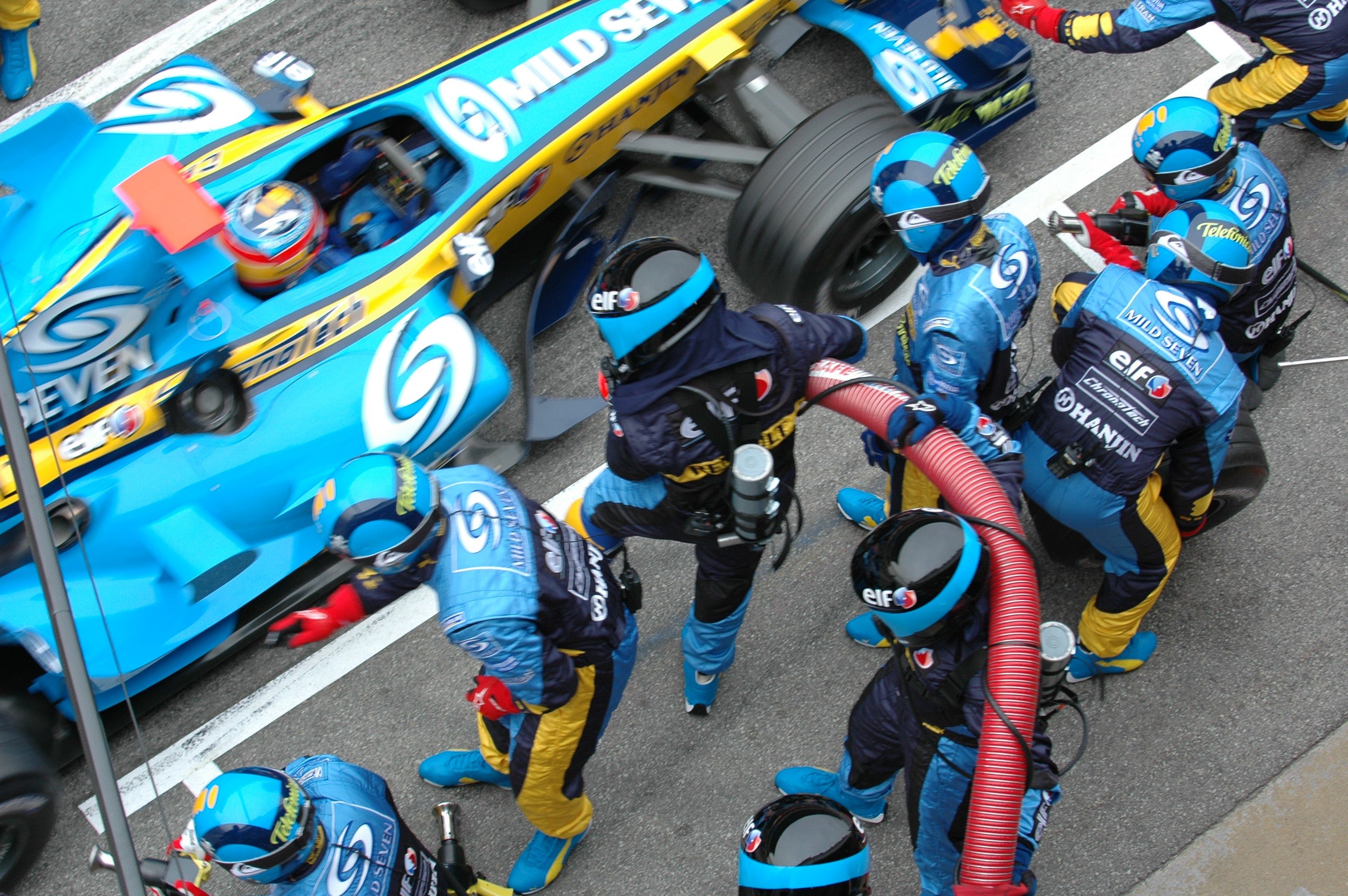 Renault Refueling Pit Stop 6 Barcelona 2006 # 2